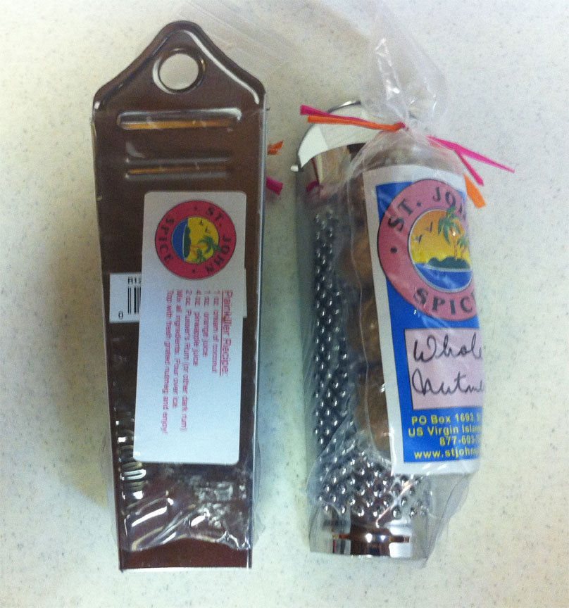 Whole Nutmeg with Hanging Grater